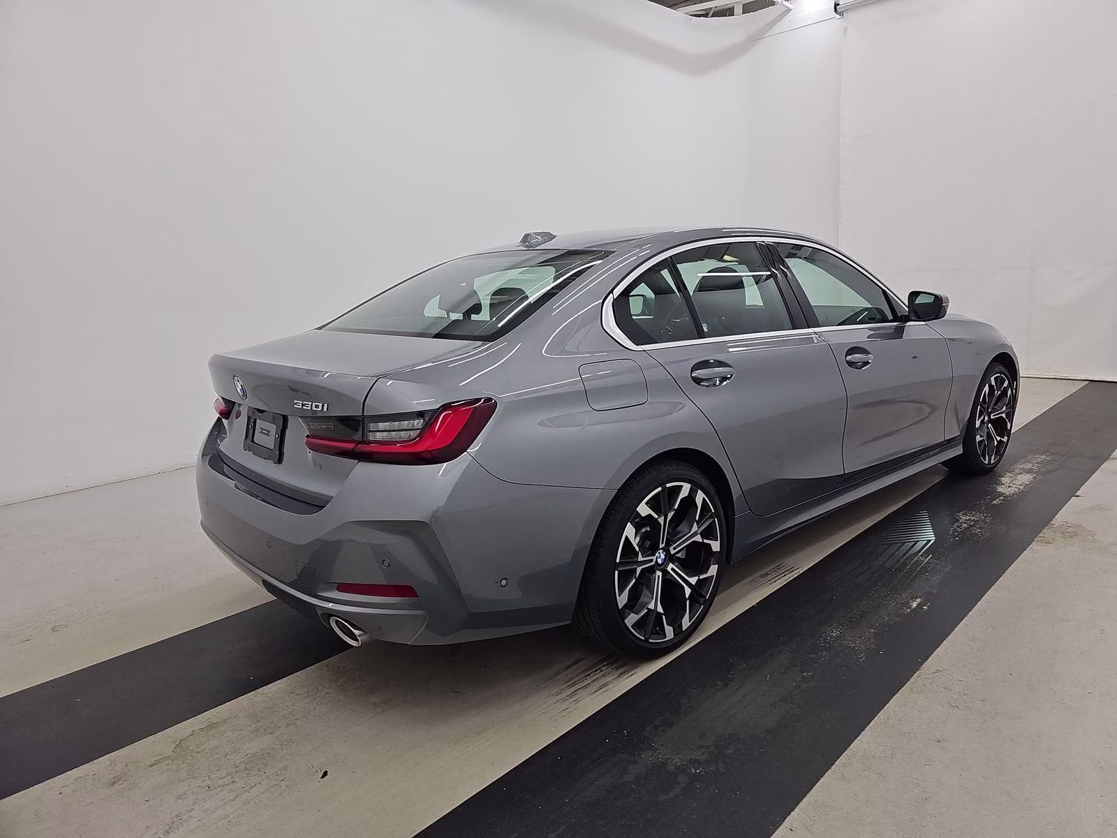 2026 Skyscraper Gray Metallic BMW 3 Series 330i RWD Sedan