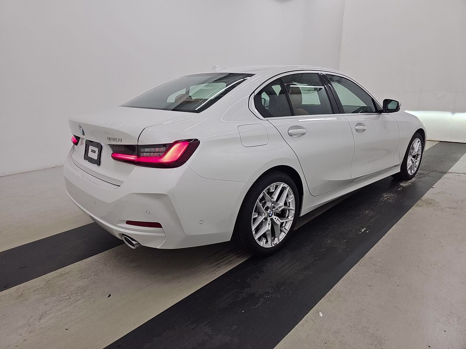 2026 Mineral White Metallic BMW 3 Series 330i RWD Sedan