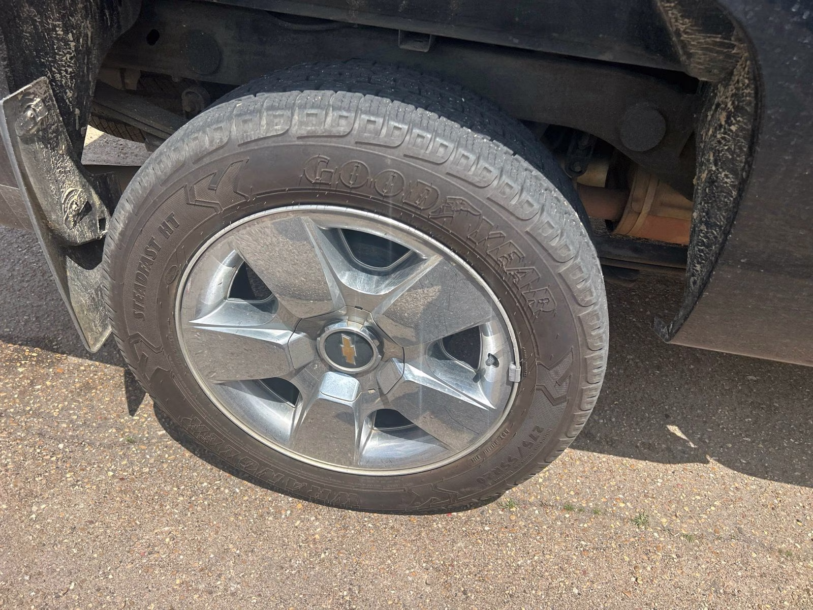 2009 Black Chevrolet Silverado 1500 LT RWD Truck