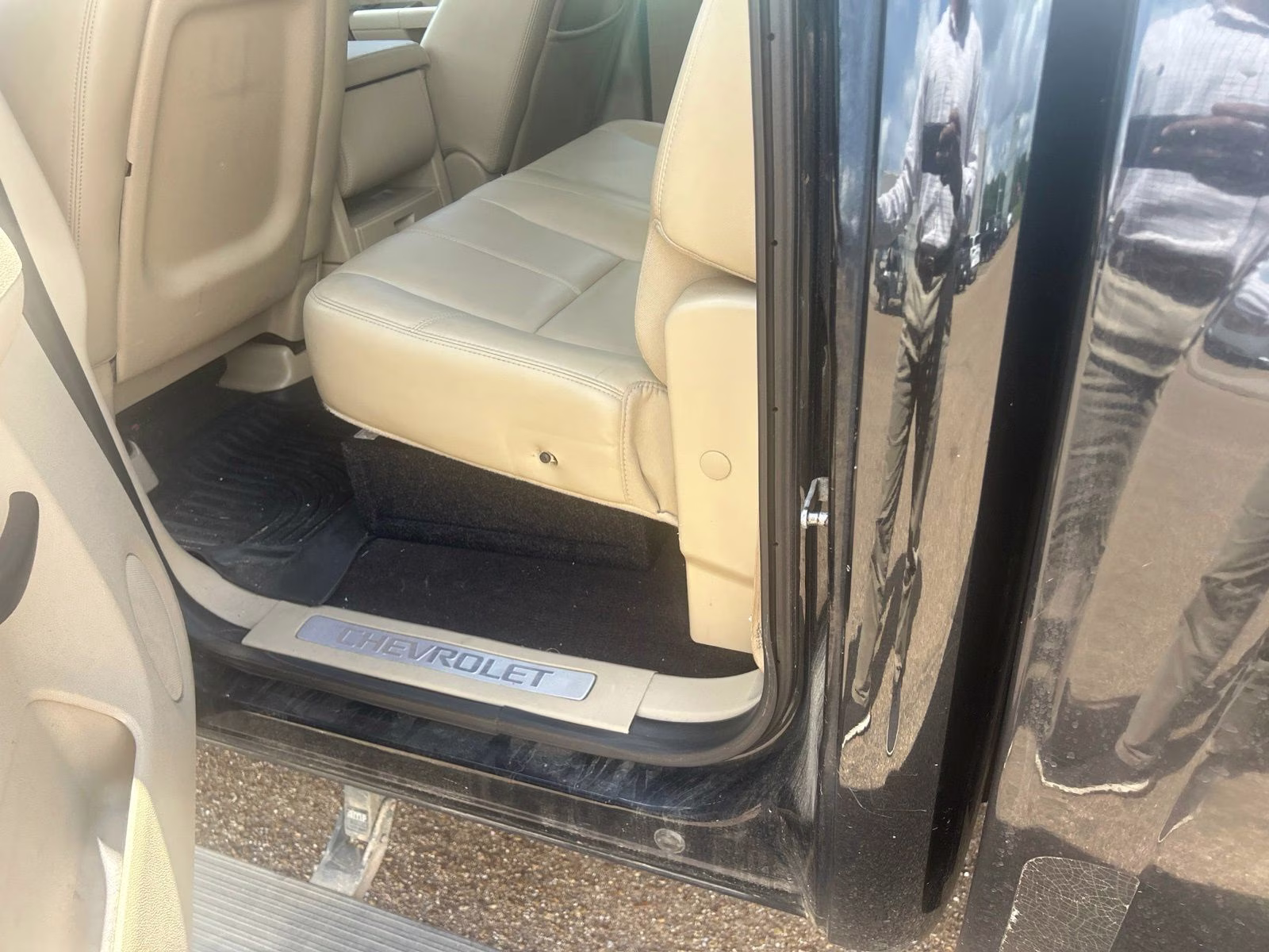 2009 Black Chevrolet Silverado 1500 LT RWD Truck