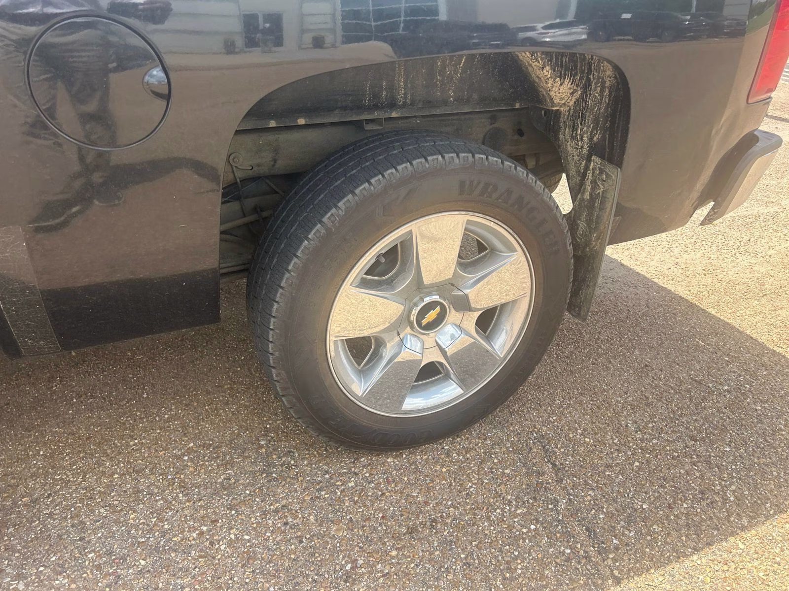 2009 Black Chevrolet Silverado 1500 LT RWD Truck