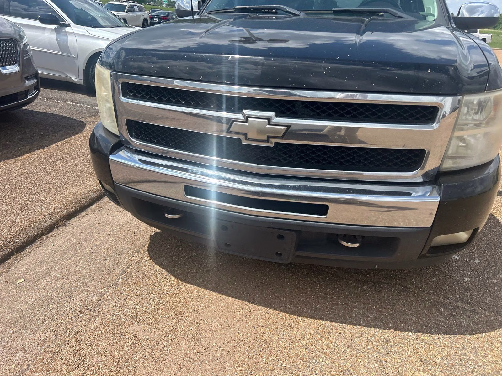 2009 Black Chevrolet Silverado 1500 LT RWD Truck