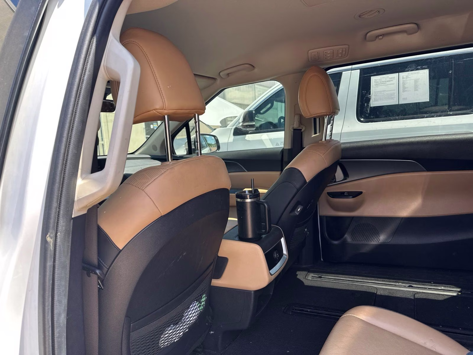 2024 Snow White Pearl Kia Carnival LX FWD Van