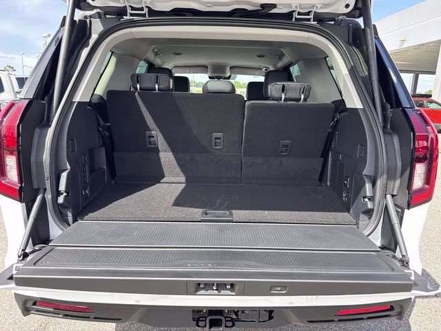 2026 Oxford White Ford Expedition Active RWD SUV