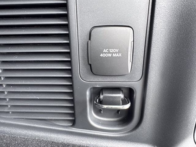 2026 Oxford White Ford Expedition Active RWD SUV