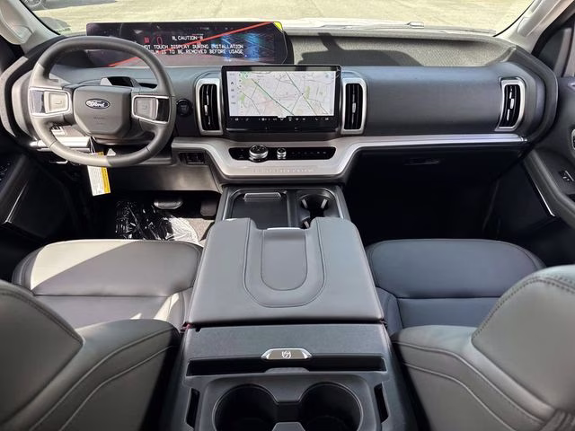 2026 Oxford White Ford Expedition Active RWD SUV