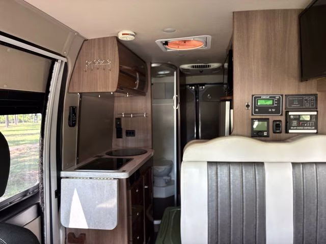 2017 Granite Crystal Metallic Clearcoat Ram ProMaster 3500 High Roof FWD Van