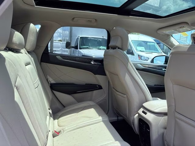 2019 Black Metallic Lincoln MKC Reserve FWD SUV