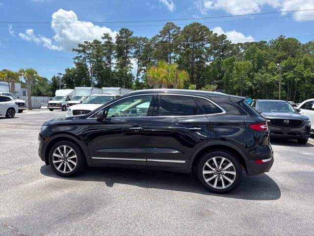 2019 Black Metallic Lincoln MKC Reserve FWD SUV