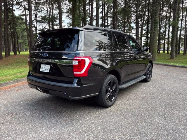 2021 Black Metallic Ford Expedition XLT RWD SUV