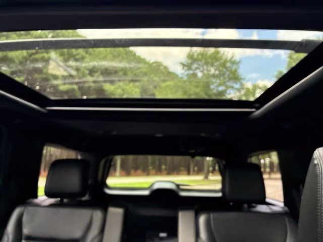 2021 Black Metallic Ford Expedition XLT RWD SUV