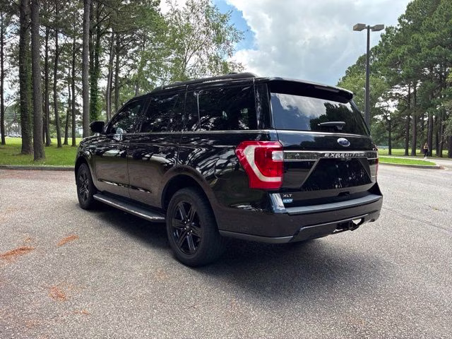 2021 Black Metallic Ford Expedition XLT RWD SUV