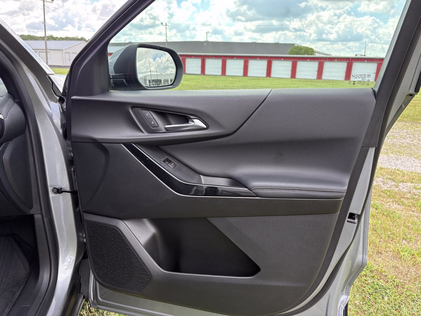 2026 Sterling Gray Metallic Chevrolet Equinox FWD LT FWD SUV