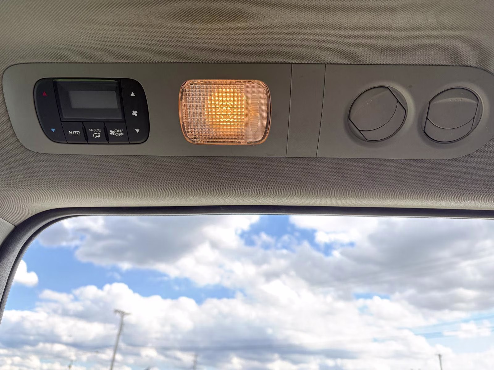 2014 Modern Steel Metallic Honda Odyssey Touring FWD Van