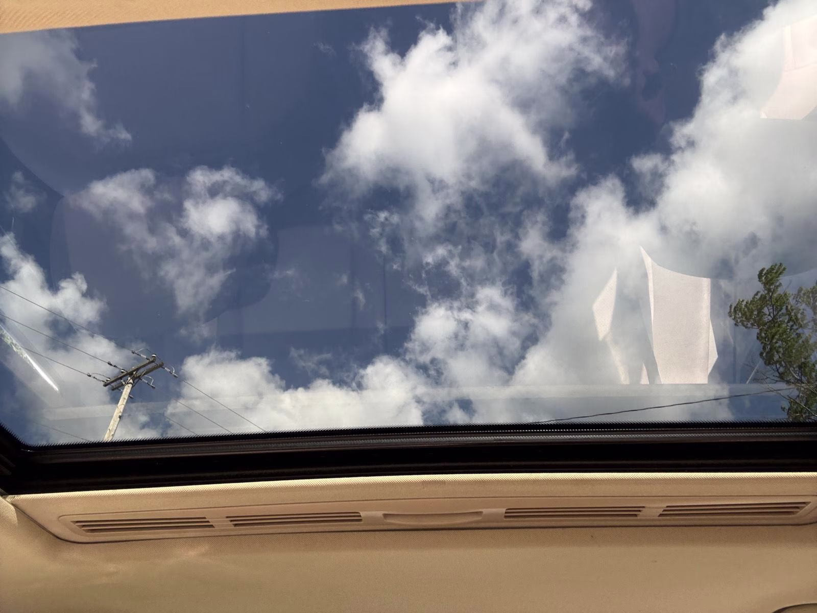 2010 White Mercedes-Benz C300 4 MATIC C300 AWD Sedan