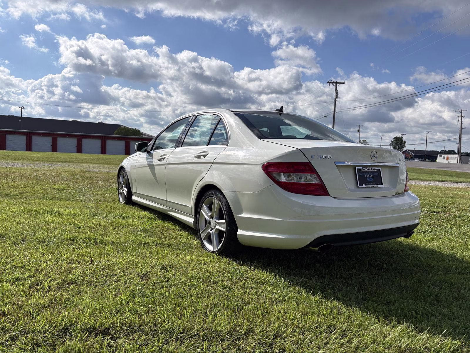 2010 White Mercedes-Benz C300 4 MATIC C300 AWD Sedan