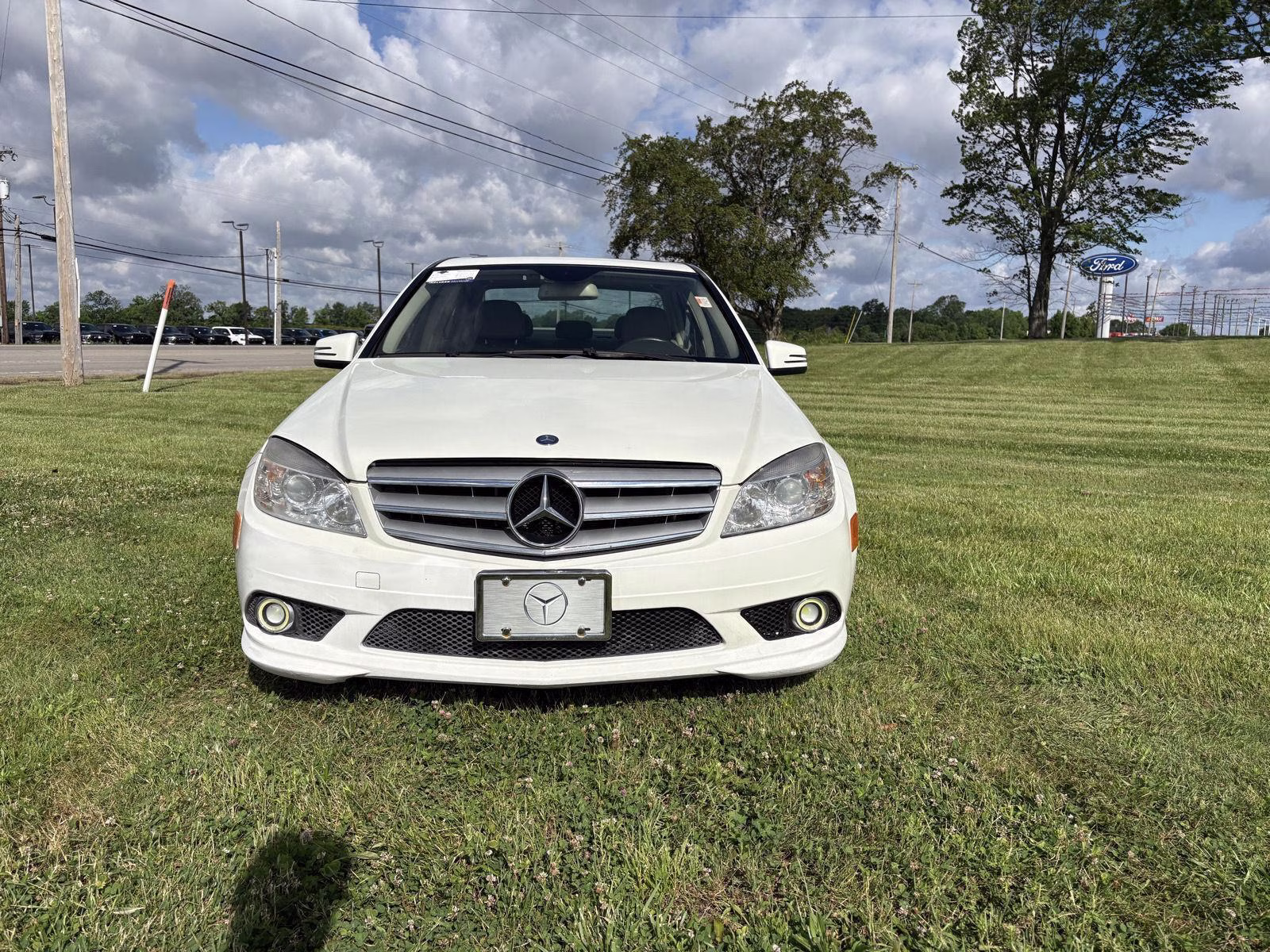 2010 White Mercedes-Benz C300 4 MATIC C300 AWD Sedan