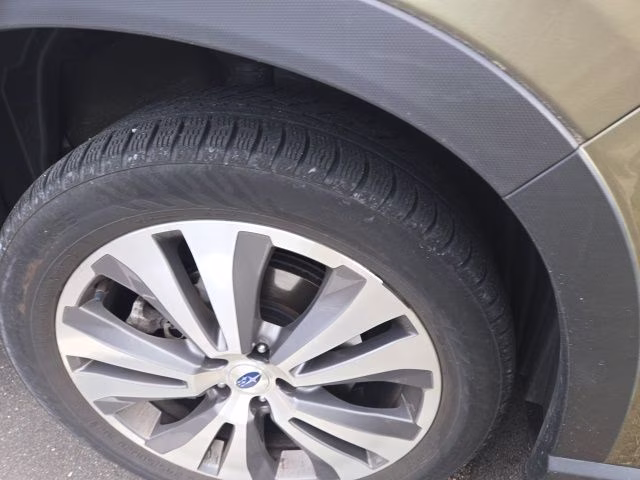 2022 Green Metallic Subaru Ascent Limited AWD SUV