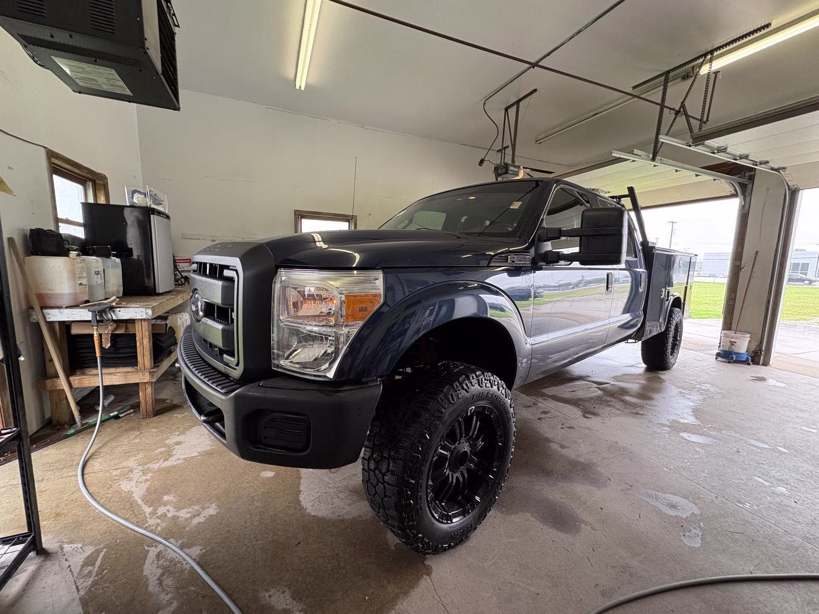 2013 Blue Jeans Metallic Ford Super Duty F-250 SRW XL 4X4 Truck