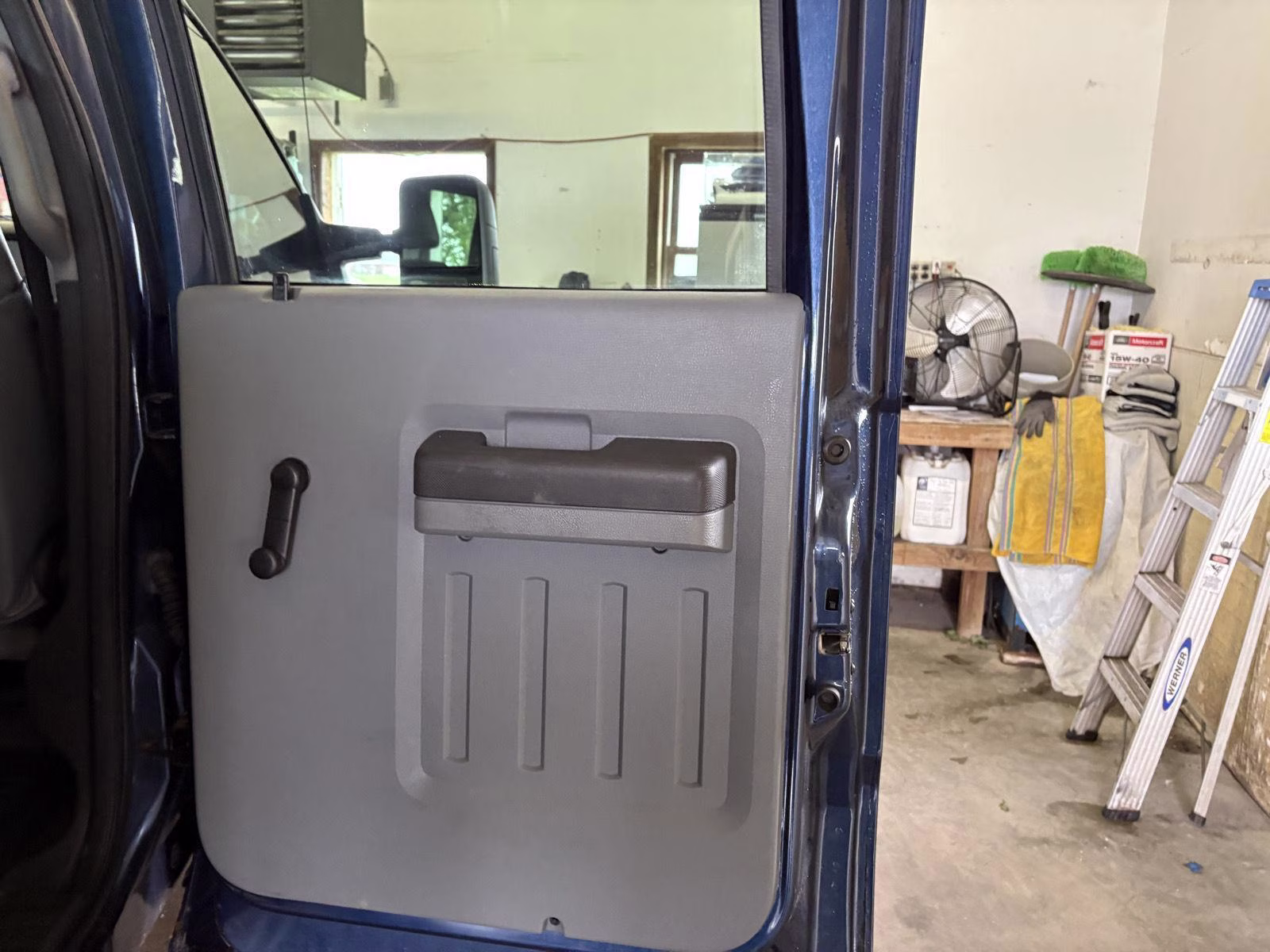2013 Blue Jeans Metallic Ford Super Duty F-250 SRW XL 4X4 Truck
