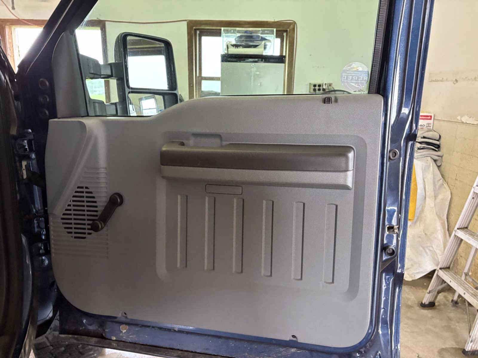 2013 Blue Jeans Metallic Ford Super Duty F-250 SRW XL 4X4 Truck