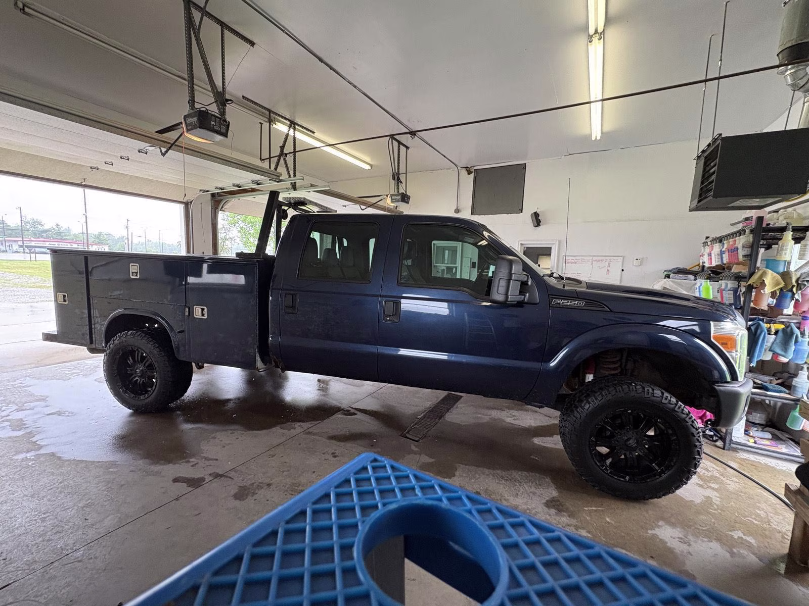 2013 Blue Jeans Metallic Ford Super Duty F-250 SRW XL 4X4 Truck
