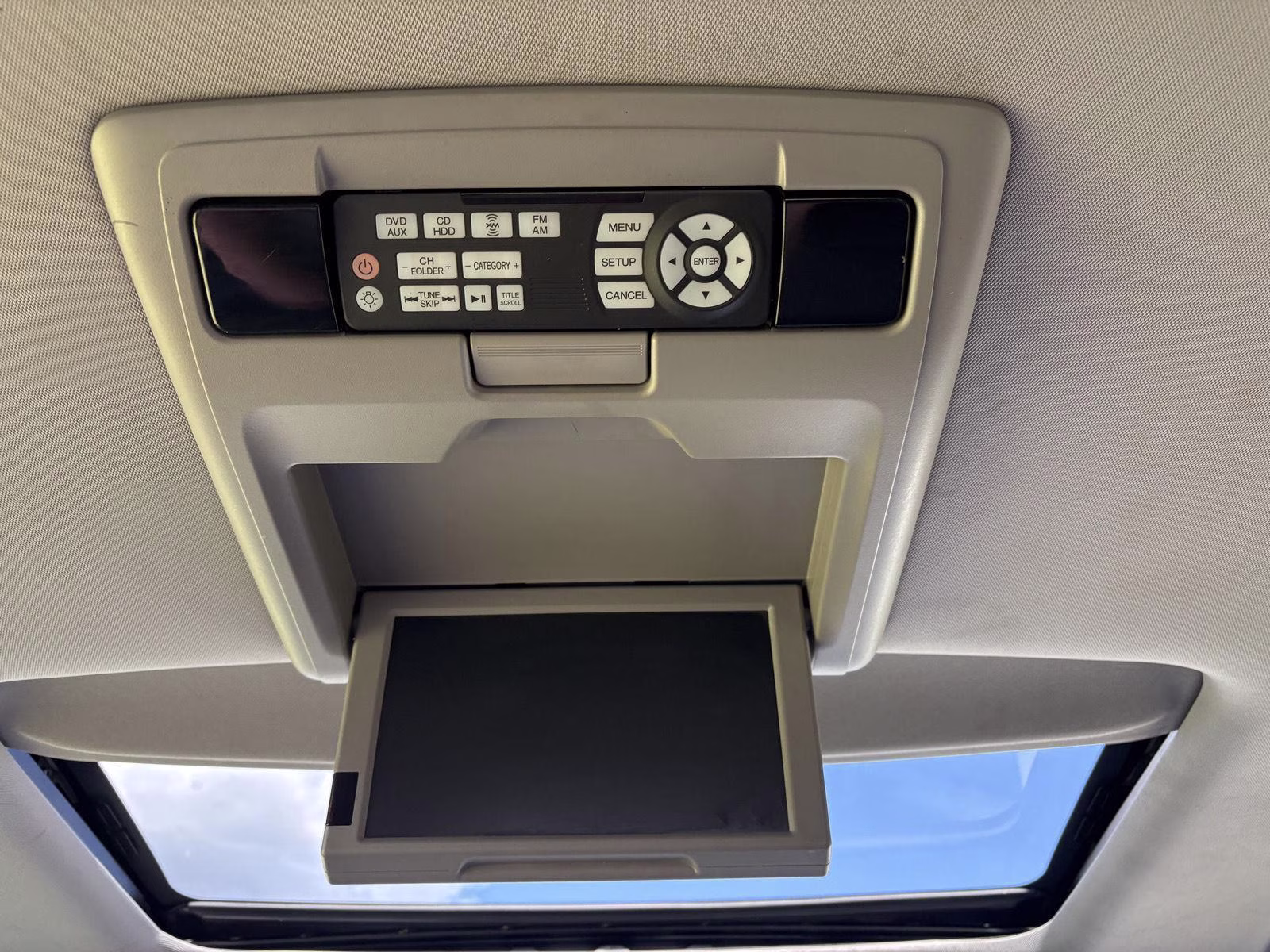 2014 Modern Steel Metallic Honda Odyssey Touring FWD Van