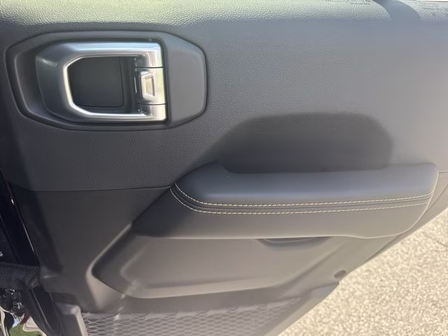 2026 Black Clearcoat Jeep Wrangler Sahara 4X4 Convertible