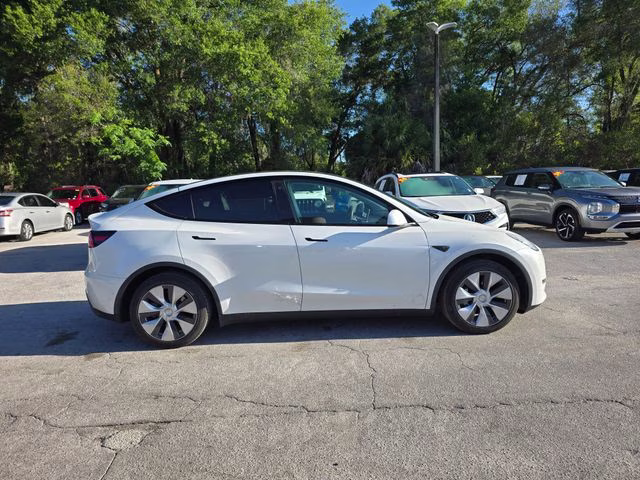 2021 White Tesla Model Y Long Range AWD SUV