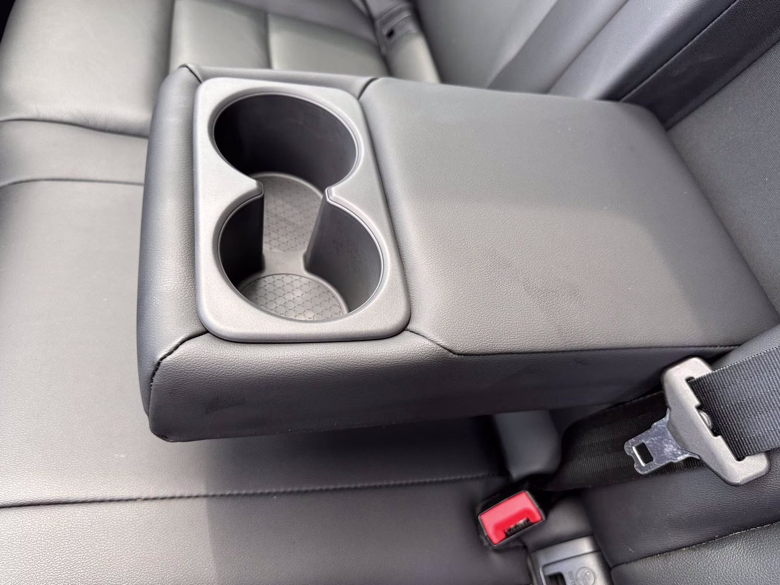 2023 Pearl White Tricoat Nissan Rogue AWD SL AWD SUV