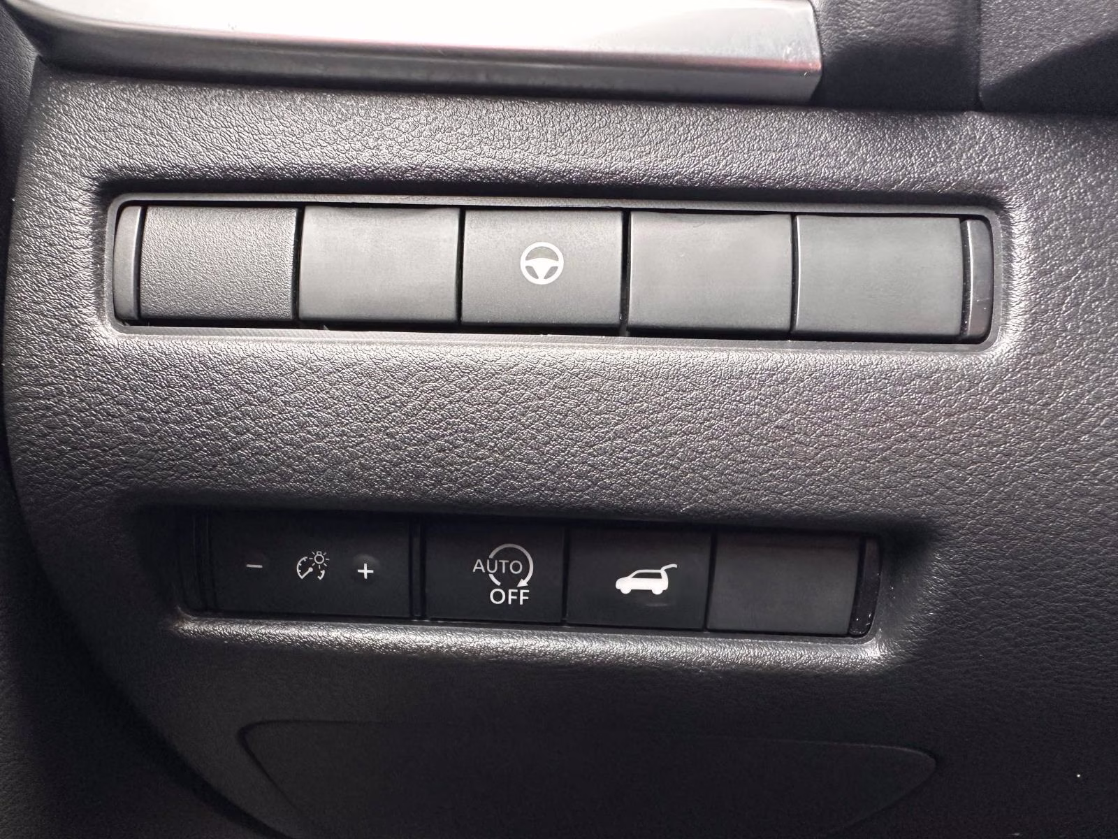 2023 Pearl White Tricoat Nissan Rogue AWD SL AWD SUV