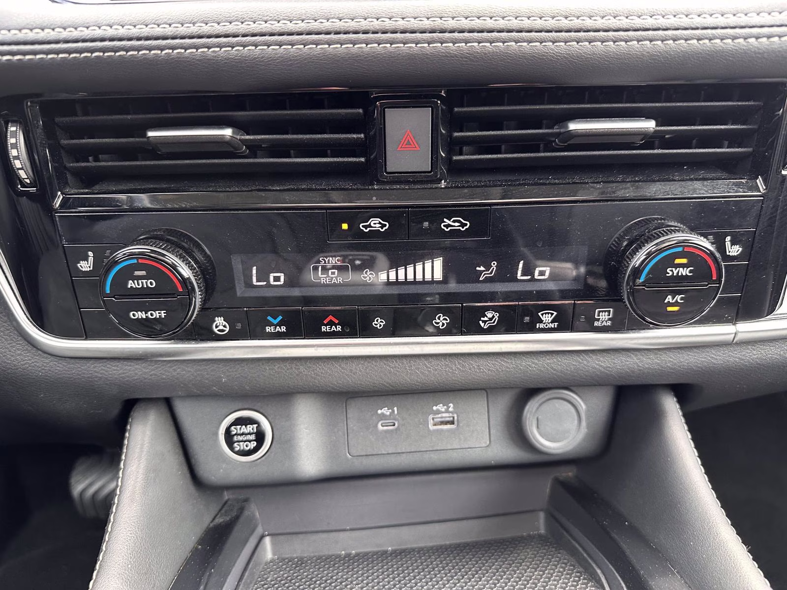 2023 Pearl White Tricoat Nissan Rogue AWD SL AWD SUV