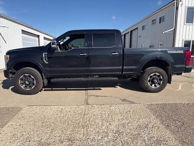 2020 Black Ford Super Duty F-250 SRW Platinum 4X4 Truck