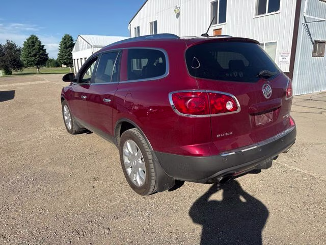 2010 Red Buick Enclave CXL AWD SUV