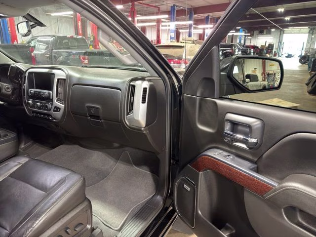 2018 Onyx Black GMC Sierra 1500 SLT 4X4 Truck