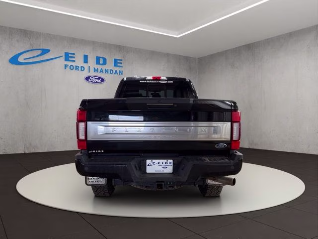 2020 Black Ford Super Duty F-250 SRW Platinum 4X4 Truck