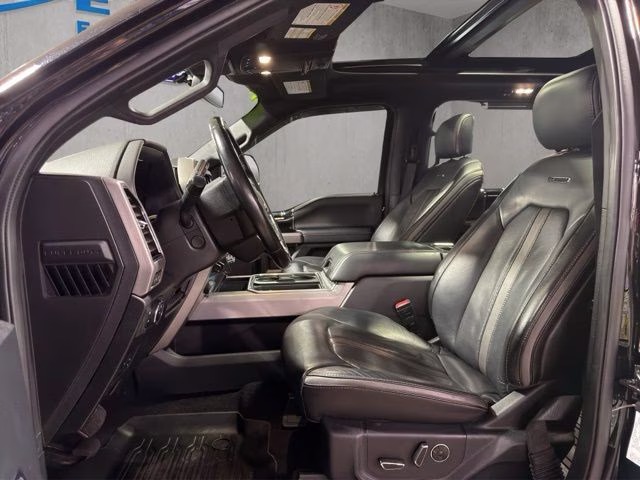 2020 Black Ford Super Duty F-250 SRW Platinum 4X4 Truck