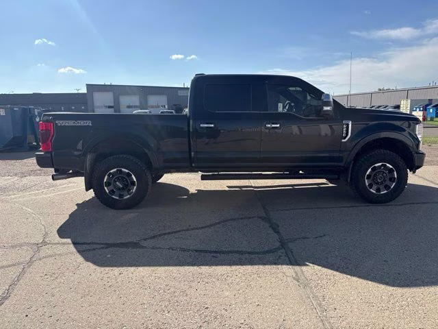 2020 Black Ford Super Duty F-250 SRW Platinum 4X4 Truck