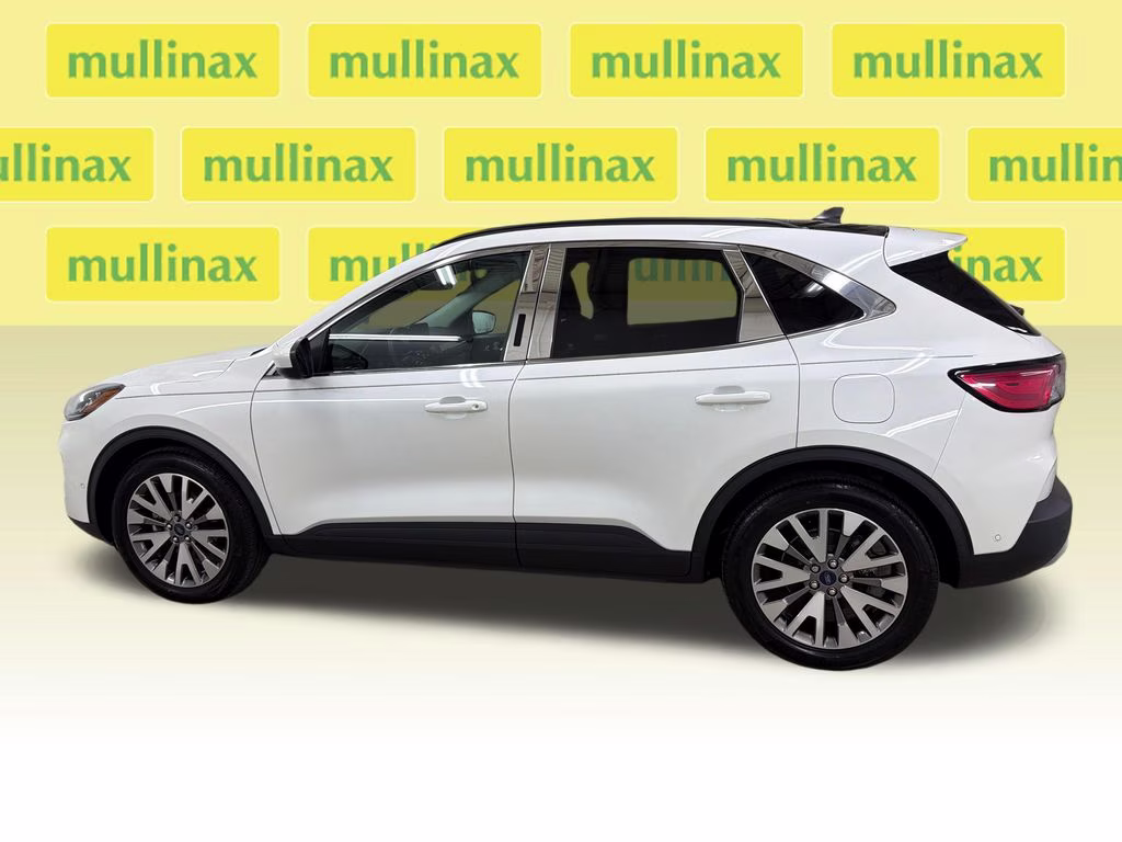 2021 Star White Metallic Tri-Coat Ford Escape Hybrid Titanium FWD SUV