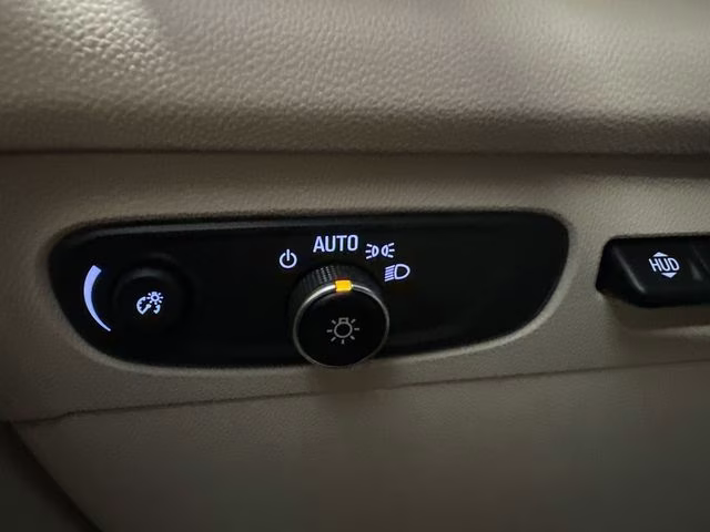 2023 White Frost Tricoat Buick Envision Avenir AWD SUV