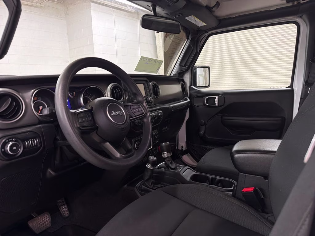 2021 Bright White Clearcoat Jeep Wrangler Unlimited Willys 4X4 SUV