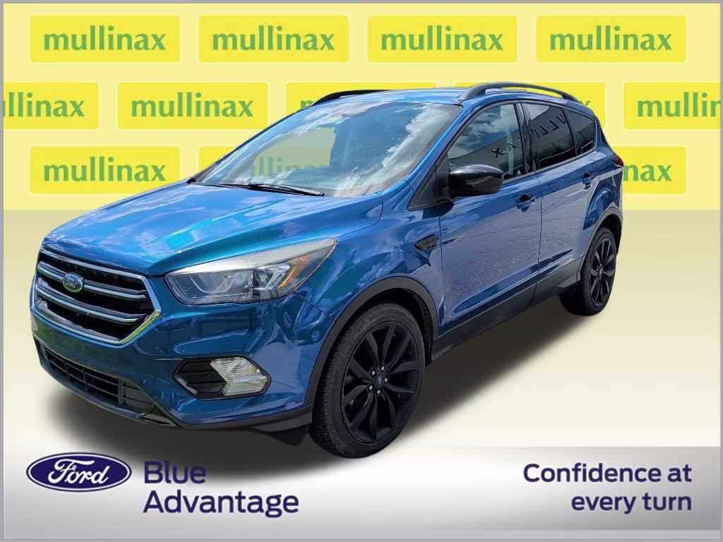 2019 Lightning Blue Metallic Ford Escape SE FWD SUV