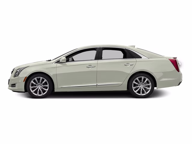 2016 Crystal White Cadillac XTS Luxury FWD Sedan