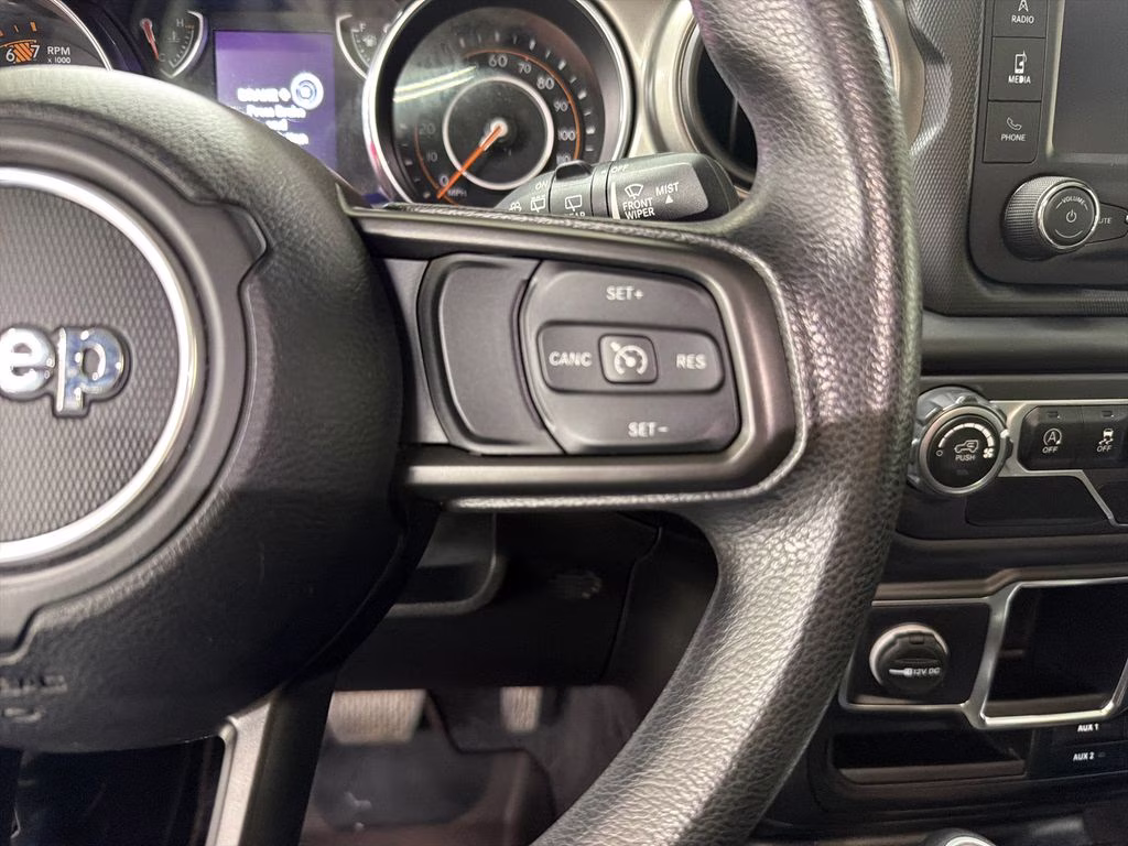 2021 Bright White Clearcoat Jeep Wrangler Unlimited Willys 4X4 SUV