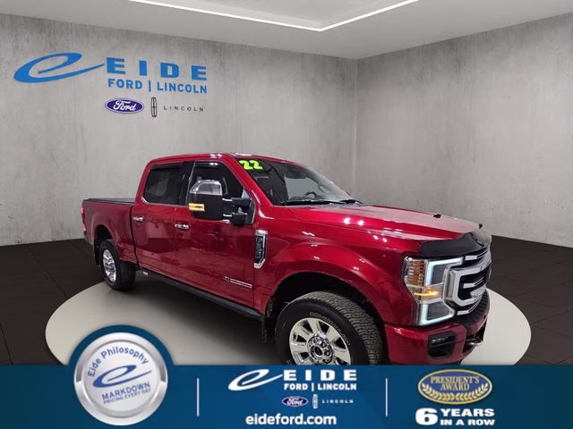2022 Rapid Red Metallic Tinted Clearcoat Ford Super Duty F-350 SRW Platinum 4X4 Truck