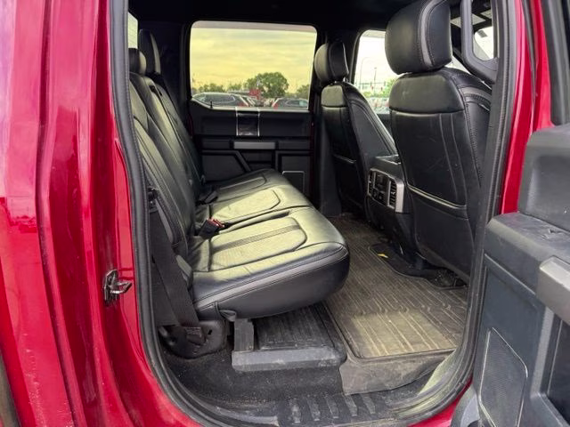 2022 Rapid Red Metallic Tinted Clearcoat Ford Super Duty F-350 SRW Platinum 4X4 Truck