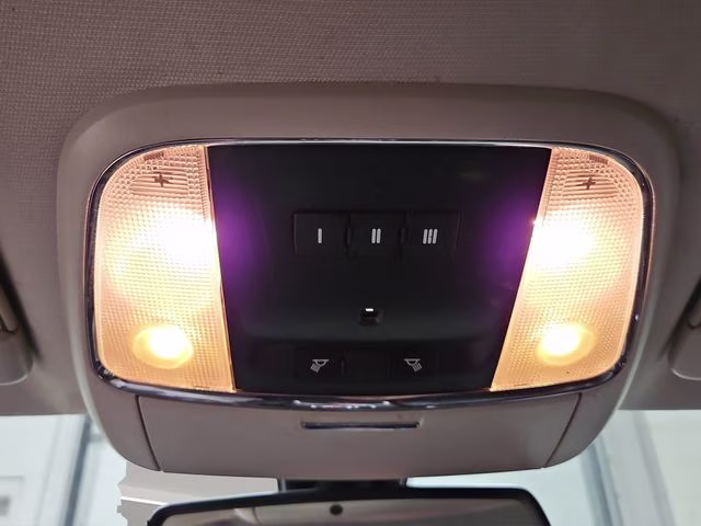 Used 2019 Chrysler 300 Limited with VIN 2C3CCAKG3KH542863 for sale in Bismarck, ND