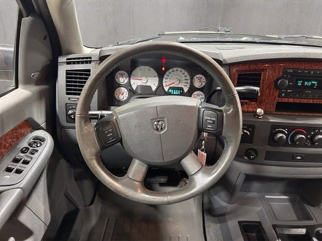 2006 Bright Silver Metallic Clearcoat Dodge Ram 2500 SLT 4X4 Truck