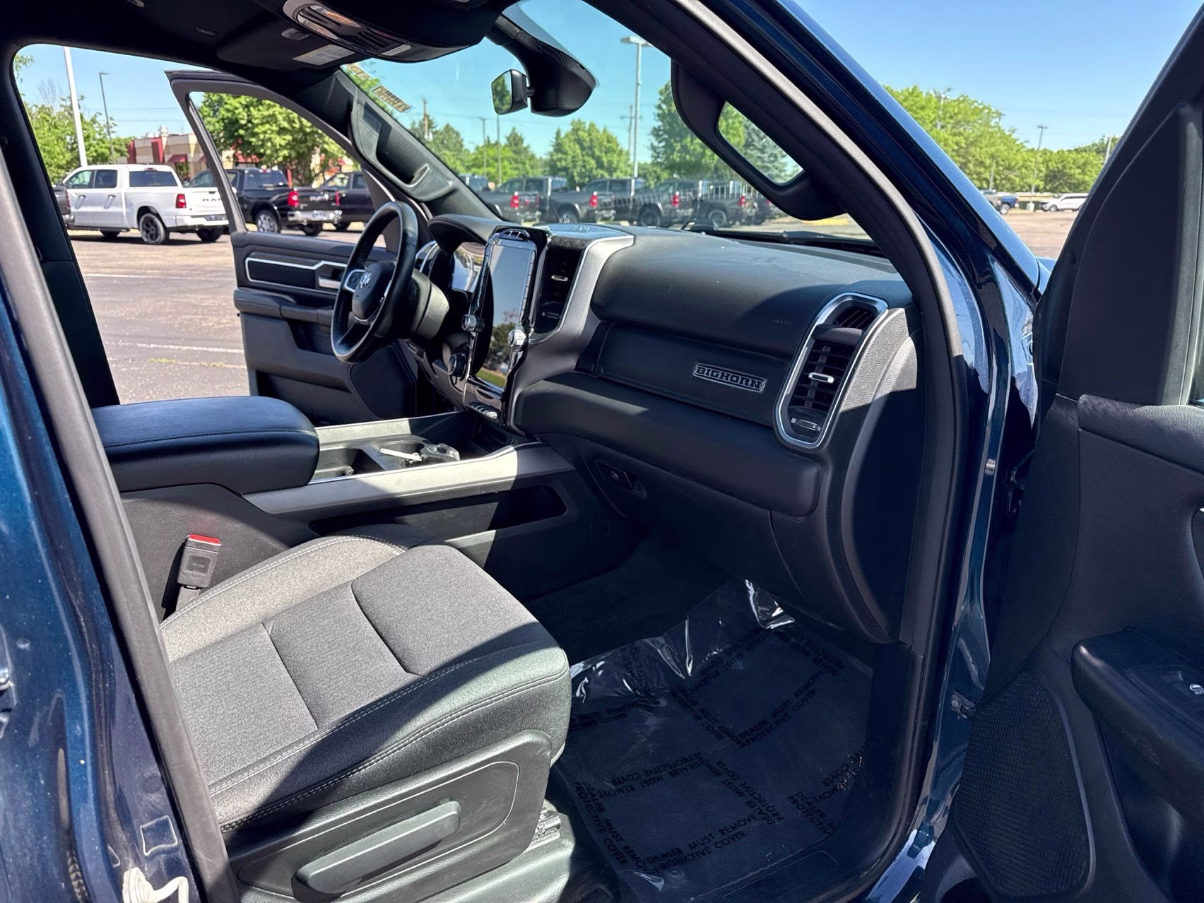 2024 Patriot Blue Pearlcoat Ram 1500 Big Horn/Lone Star 4X4 Truck