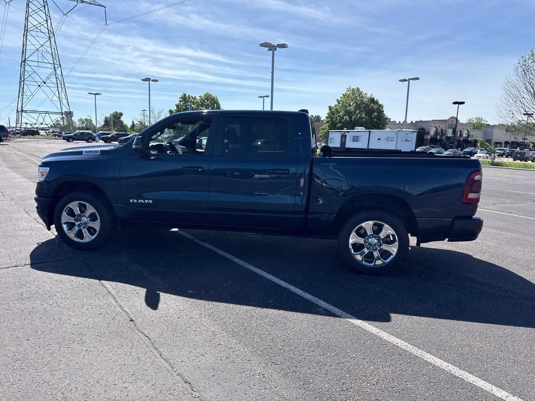 2024 Patriot Blue Pearlcoat Ram 1500 Big Horn/Lone Star 4X4 Truck